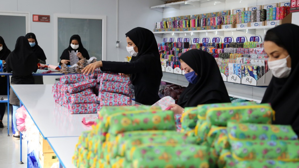 Using knowledge-based companies’ capabilities in production of stationaries; 150 shut-down Iranian stationary workshops restart production